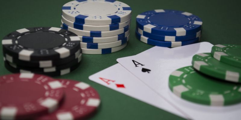 Chơi baccarat trực tuyến như thế nào để thắng lớn